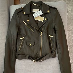 Leather jacket -Olive Michael Kors cropped Moto